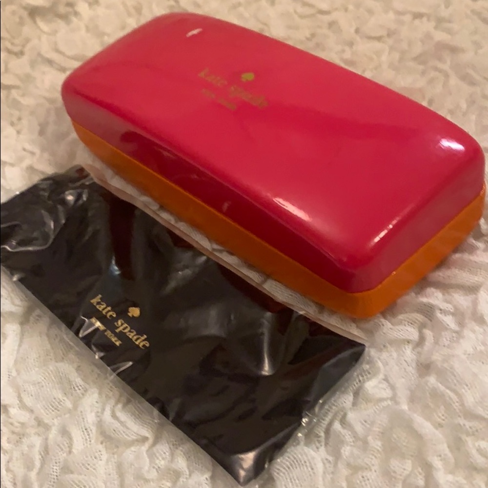 KATE SPADE HARD CASE GLASSES CASE - Picture 2 of 6